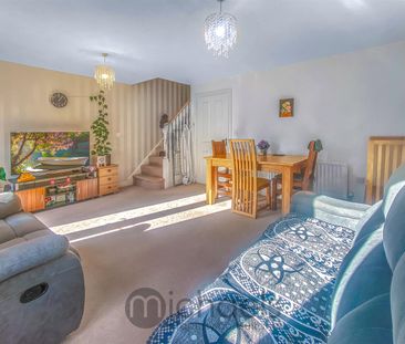 33A Kirk Way, North Colchester, CO4 5ZN - Photo 1