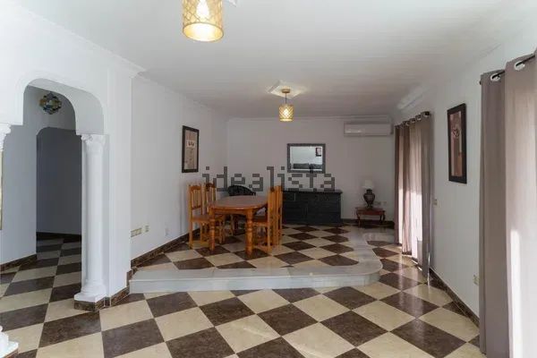 Alquiler de ático en Centro - Photo 1