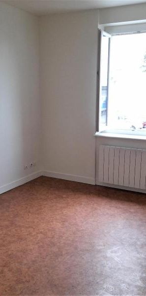 Location Appartement 2 pièces 28m² VILLEFRANCHE SUR SAONE 69400 - Photo 1