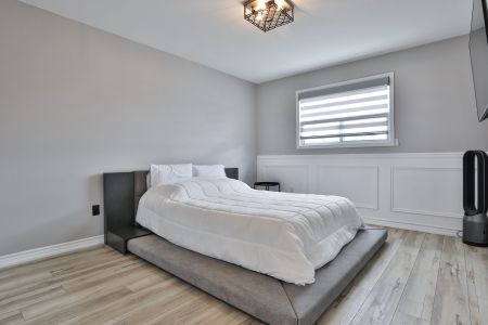 For Lease - 21 Avon Crescent, Vaughan, Ontario - Photo 2