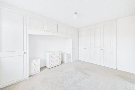 3 bedroom detached house to rent - Photo 4