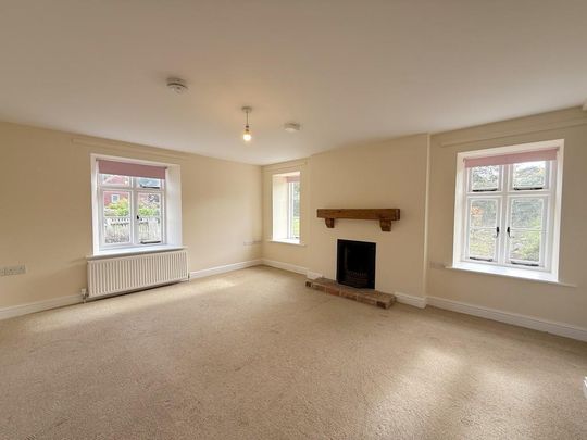 2 bedroom cottage to rent - Photo 1