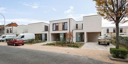 Eengezinswoning te huur in Zwijndrecht voor € 1.595 met 4 slaapkamers - Photo 3