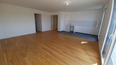 location Appartement T3 DE 90.6m² À ISSY LES MOULINEAUX - Photo 2