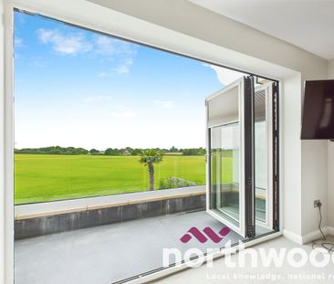 5 bedroom detached house to rent - Photo 1