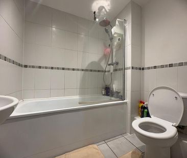 1 bedroom flat to rent - Photo 6