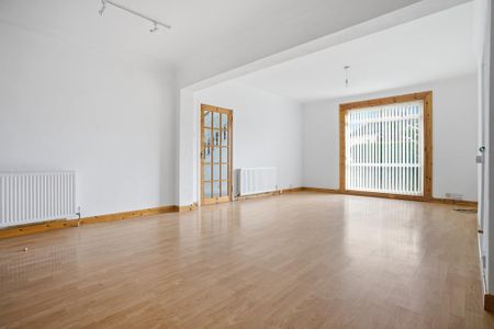 3 bedroom semi-detached house to rent - Photo 4