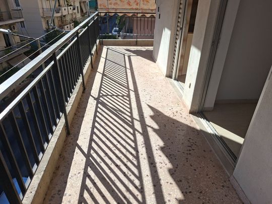 Διαμέρισμα για ενοικίαση Νέα Ελβετία (Βύρωνας) - Photo 1