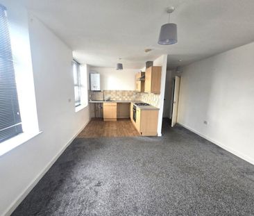 2 bed Apartment - To Let - Photo 3