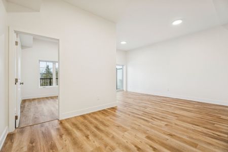 For Lease - 121 Mary Street Unit# 405, Clearview, Ontario - Photo 2