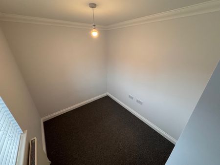 Detached 3 Bed House with Garage to let in East Harling - Photo 3