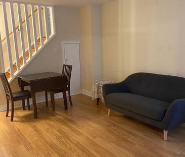 For Lease - 3197 Oakview Road, Mississauga, Ontario - Photo 1