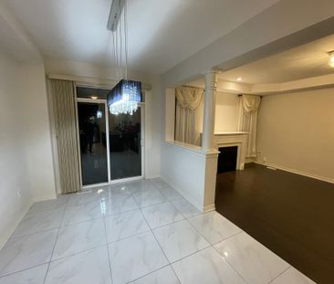 For Lease - 17 Kempsford Crescent, Brampton, Ontario - Photo 2