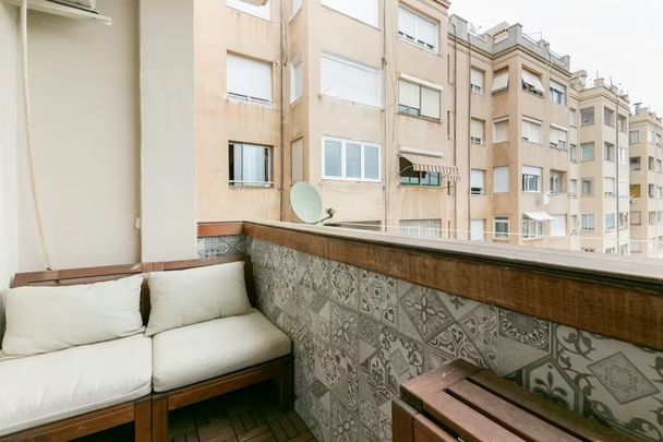 Carrer de lAlfambra, Barcelona, Catalonia 08034 - Photo 1