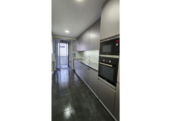 Apartamento T2 de Excelência na Rua da Boavista