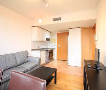 Calle del Doctor Martín Arévalo, Madrid, Community of Madrid 28021 - Photo 5