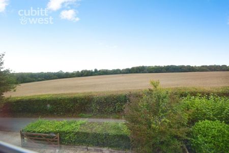 4 bedroom semi-detached house to rent - Photo 4