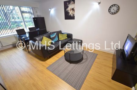 15 The Poplars, Leeds, LS6 2BT - Photo 3