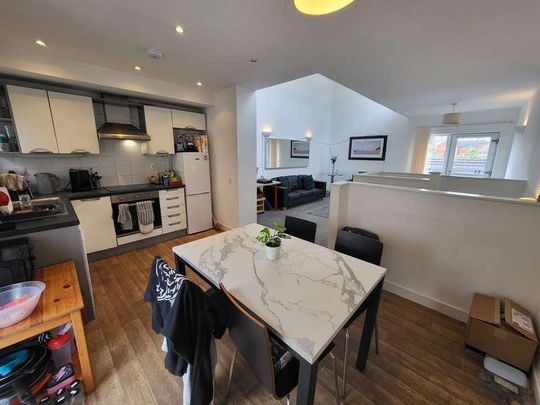 Boston Street, Hulme, Manchester, M15 - Photo 1