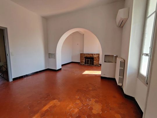 Location Appartement 4 pièces 92m² CAVAILLON 84300 - Photo 1