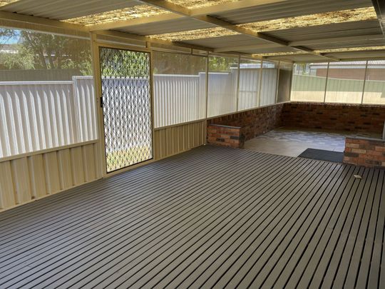 15 Bickley Road, South Penrith - Photo 1