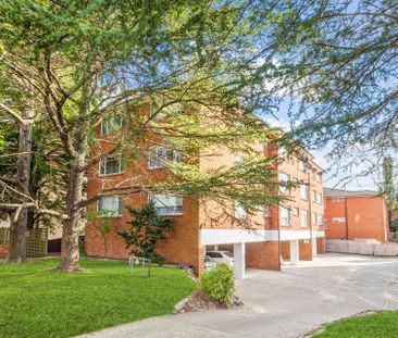 2 bedroom unit is located in the heart of Epping - Photo 2