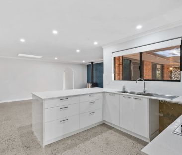 Coastal Living at Its Finest - Fully Renovated Home in Sought-After... - Photo 3