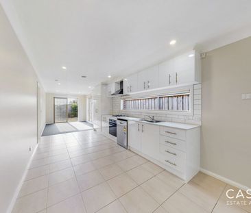 21 Knightsford Avenue, Clyde - Photo 4
