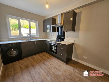 638 Antrim Road, Greencastle, Belfast, BT15 5GP - Photo 5