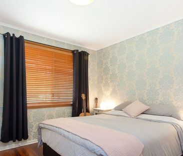 Ideally Positioned in a Quiet, Convenient Setting - Photo 3