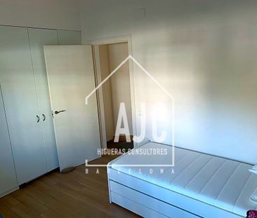 2 bedroom luxury Villa for rent in Castelldefels, Catalonia - Photo 2