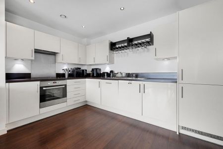 2 bedroom flat to rent - Photo 5