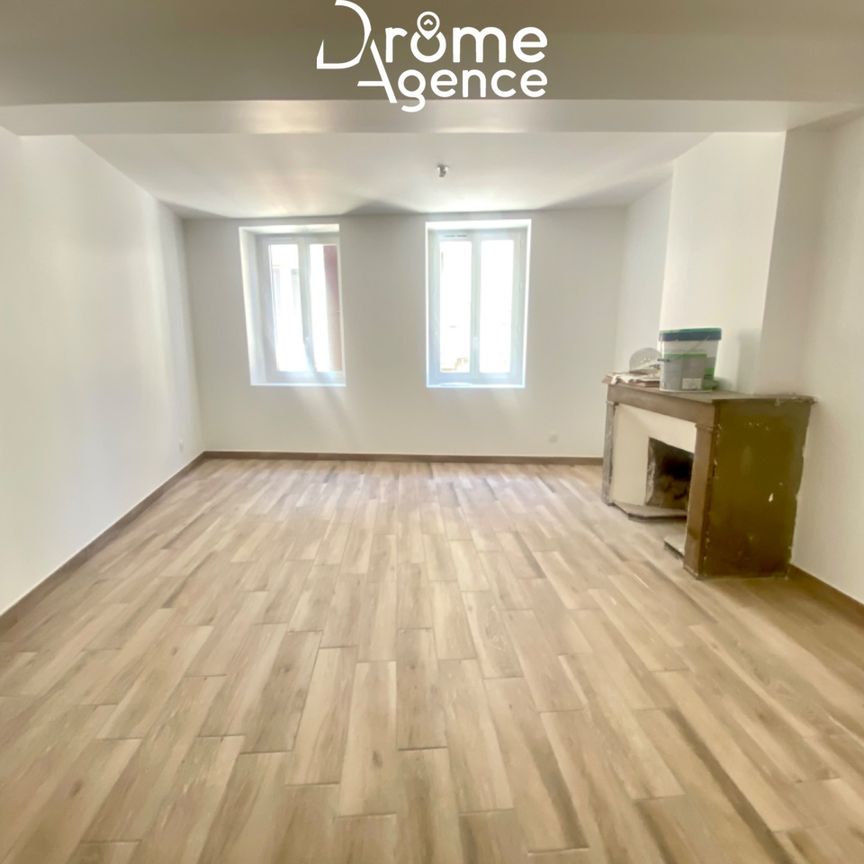 Location Appartement 4 pièces 71m² ROMANS SUR ISERE 26100 - Photo 1