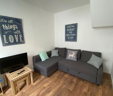 21 Eglinton Lane (STUDENT LET), Portrush, BT56 8DX - Photo 1