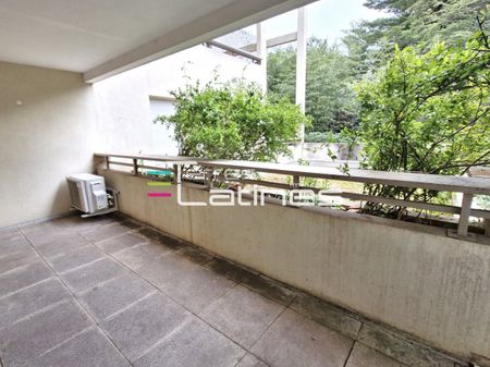 Appartement 2 pièces, 34m² en location à Nimes - 498 € par mois * - Photo 2