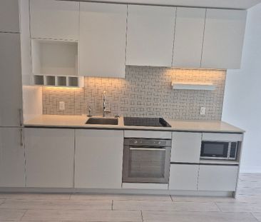 For Lease - 5 Buttermill Avenue Unit# 805, Vaughan, Ontario - Photo 5