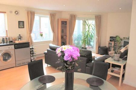 Newcastle Street, Hulme, Manchester, M15 - Photo 3