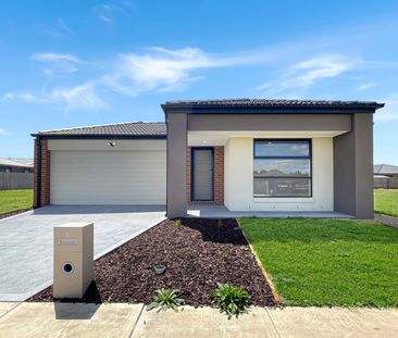 🏡 Brand New 4-Bedroom House in Wallan - $375 per week - Photo 4