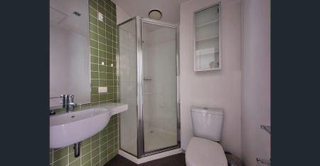 FULLY FURNISHED STUDIO IN PRIME LOCATION - Photo 3