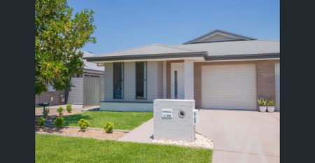 Your Next Move. - Photo 4