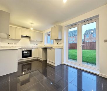 3 bedroom semi-detached house to rent - Photo 5