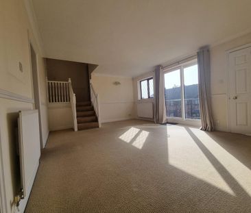 3 bedroom apartment to rent - Photo 2