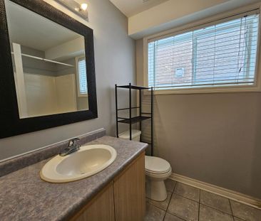 For Lease - 8 Heritage Court Unit# Lower, Barrie, Ontario - Photo 6