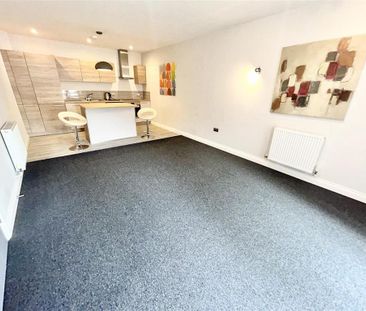 2 bedroom apartment to rent - Photo 2