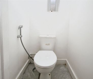 Warwick Gardens, London Road, Thornton Heath, CR7 7NA - Photo 4