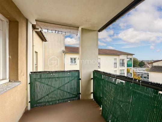 Appartement de 75,62 m² à Corbeil-Essonnes - Photo 1