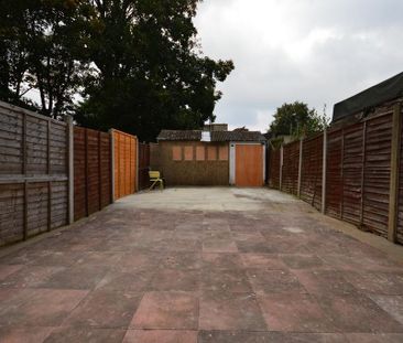 4 bedroom terraced house to rent - Photo 1