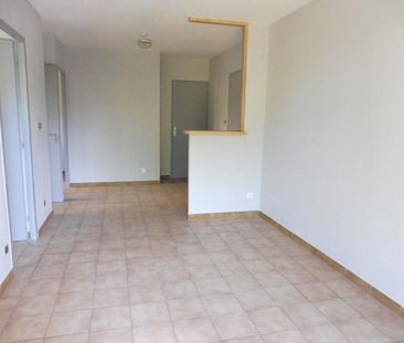 Location Appartement 2 pièces 37m² AUBENAS 07200 - Photo 2