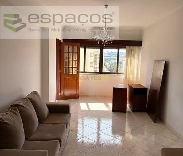 Apartment T3 in Sacavém e Prior Velho, Loures - Photo 4