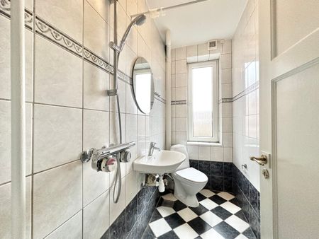 Indbydende 2 værelses lejlighed med moderne detaljer i Odense C - Photo 2